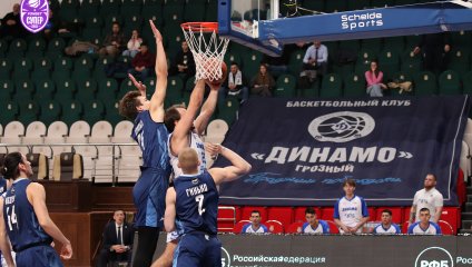 Грозненское "Динамо" уступило одно очко "Зениту"-2