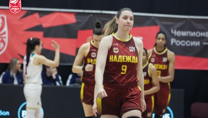В бронзовой серии повела "Надежда"