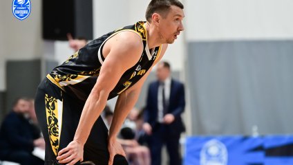 ТСК-Урал-УрГУПС уступает «Русичам» в первом домашнем матче