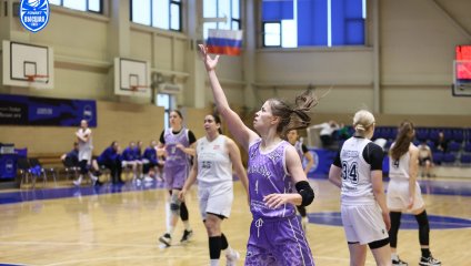 «Енисей-2» обыграл лидера чемпионата