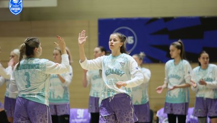 «Енисей-2» обыграл лидера чемпионата