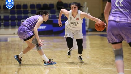 «Енисей-2» обыграл лидера чемпионата