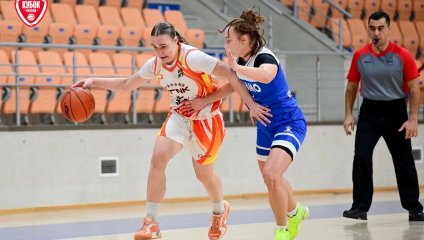 «Динамо» идёт дальше: сибирячки снова переиграли младших «лисиц» и вышли в четвертьфинал