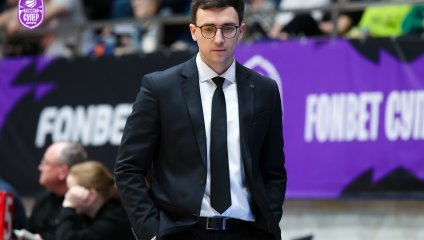 «Металлург» обыграл победителя регулярного чемпионата