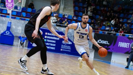 «Металлург» обыграл победителя регулярного чемпионата