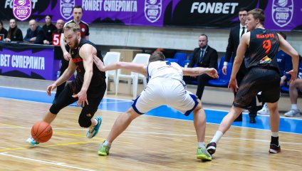 «Металлург» обыграл победителя регулярного чемпионата