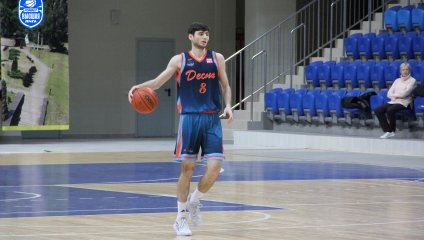 «Русичи» в равной борьбе добывают вторую победу