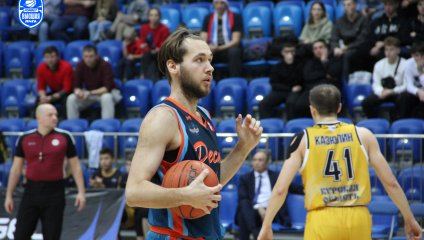 «Русичи» в равной борьбе добывают вторую победу