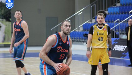 «Русичи» в равной борьбе добывают вторую победу