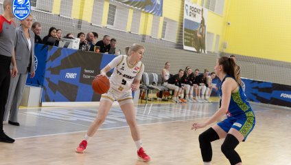 «ЧГУ-Атланта» на своём паркете уступает омскому «Нефтянику-Титану-2»