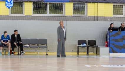 «ЧГУ-Атланта» на своём паркете уступает омскому «Нефтянику-Титану-2»