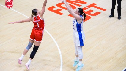 «Динамо» побеждает в московском дерби 