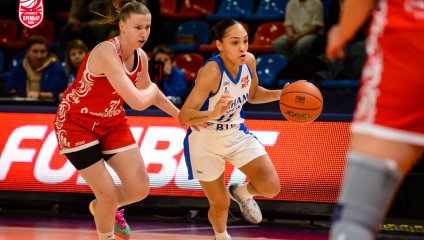 «Динамо» побеждает в московском дерби 