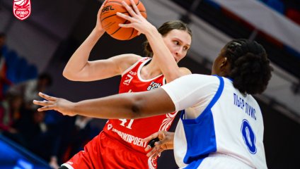 «Динамо» побеждает в московском дерби 