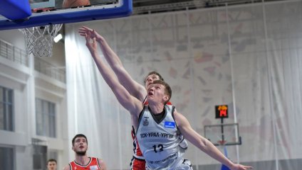 Первая победа для "Родников"