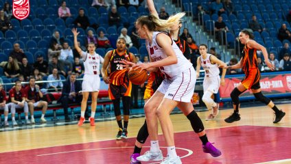 "УГМК" сильнее "Спарты энд К". 2:0 в четвертьфинальной серии