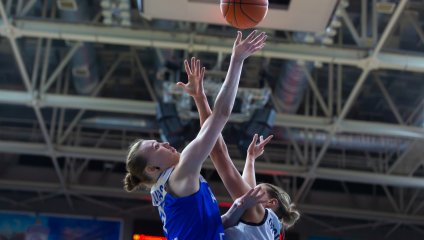 Курск отметил возвращение домой уверенной победой