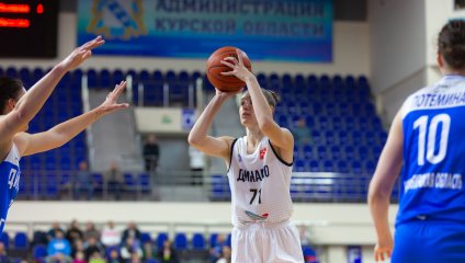 Курск отметил возвращение домой уверенной победой