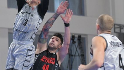 Очередная победа уральцев  на домашней площадке