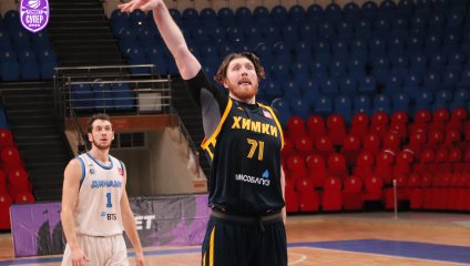 "Динамо" из Грозного побеждает "Химки" в драматической концовке