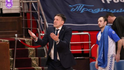 Грозненское "Динамо" побеждает триумфатора прошлого сезона