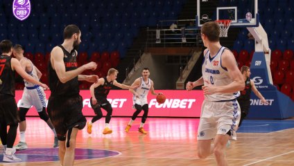 Грозненское "Динамо" побеждает триумфатора прошлого сезона