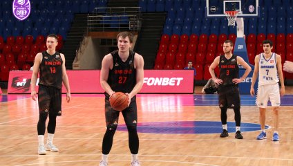 Грозненское "Динамо" побеждает триумфатора прошлого сезона