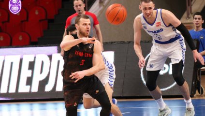 Грозненское "Динамо" побеждает триумфатора прошлого сезона