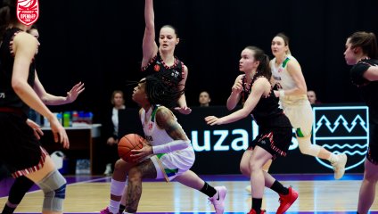 "НИКА-Лузалес" повела в 1/4 финала