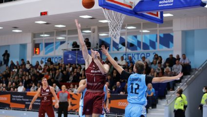 Уфимцы разгромили барнаульцев на родной площадке