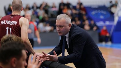 Уфимцы разгромили барнаульцев на родной площадке