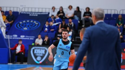 Уфимцы разгромили барнаульцев на родной площадке