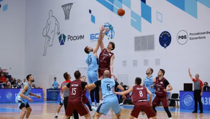 Уфимцы разгромили барнаульцев на родной площадке