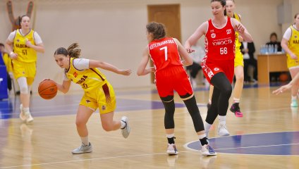 «Надежда-2» уступила «Юности»