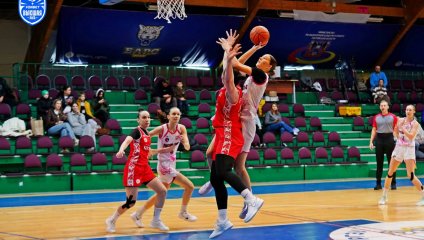 «Ростов-ЮФУ» побеждает «Юность»