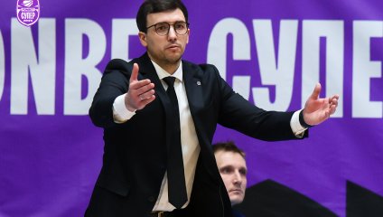 «Металлург» одержал вторую победу подряд после смены тренера