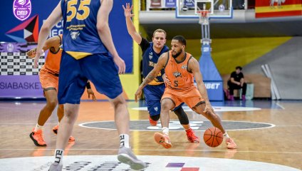 ЧБК продлил победную серию, «БАРС-РГЭУ» держался две четверти