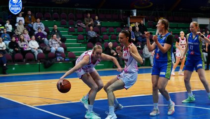 "Нефтяник-Титан-2" берёт реванш у "пантер"