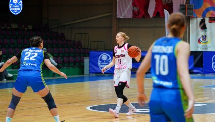 "Нефтяник-Титан-2" берёт реванш у "пантер"