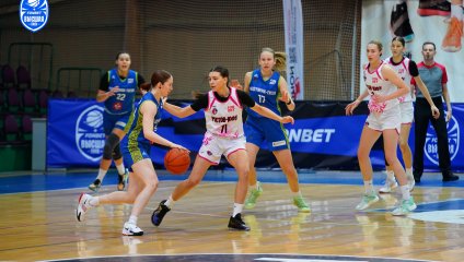 "Нефтяник-Титан-2" берёт реванш у "пантер"