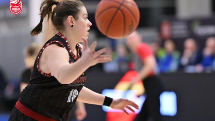 «Спарта энд К» побеждает в Омске