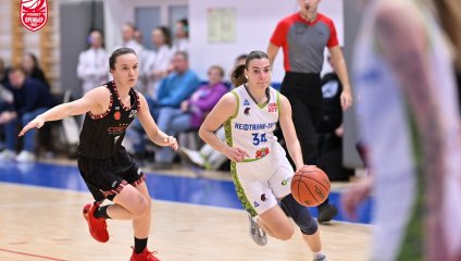 «Спарта энд К» побеждает в Омске