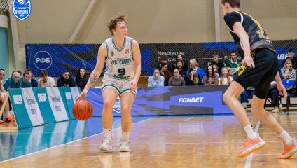 «Нефтехимик» терпит крупное поражение в 1/4 финала от «Русичей»