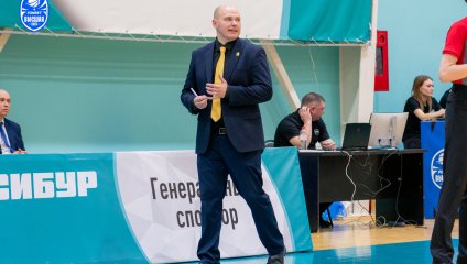 «Нефтехимик» терпит крупное поражение в 1/4 финала от «Русичей»