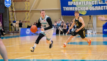 «Нефтехимик» терпит крупное поражение в 1/4 финала от «Русичей»