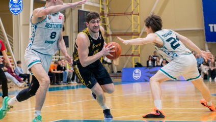 «Нефтехимик» терпит крупное поражение в 1/4 финала от «Русичей»