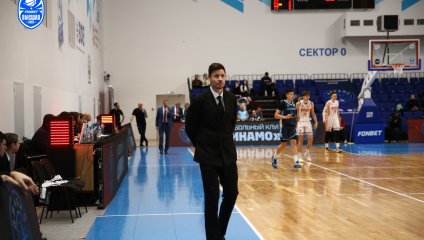 «Динамо-2» празднует победу над «Чебоксарскими Ястребами» в субботнем матче