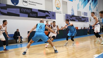 Уфимское  «Динамо» разгромило дома «Новосибирск»