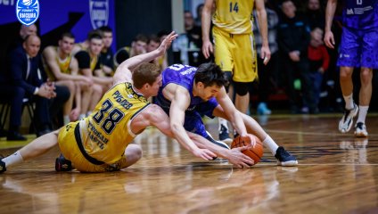 Первая победа курян на домашней арене