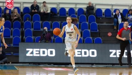 Курское «Динамо» разгромило «Енисей»